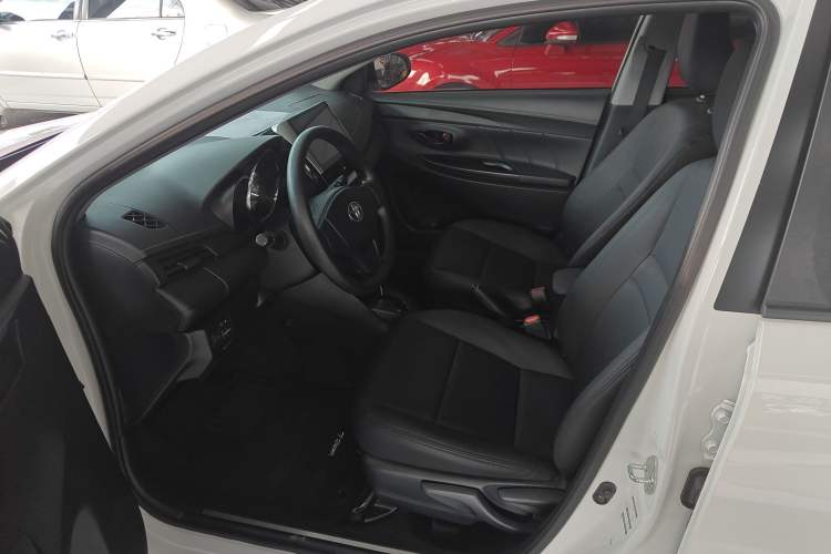 Used Toyota YARiS L Zhi Xian 2016 Revised 1.5E CVT Charming Edition