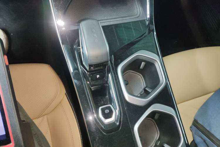 Used Geely Auto FX11 2023 1.5TD DCT Prestige Edition
