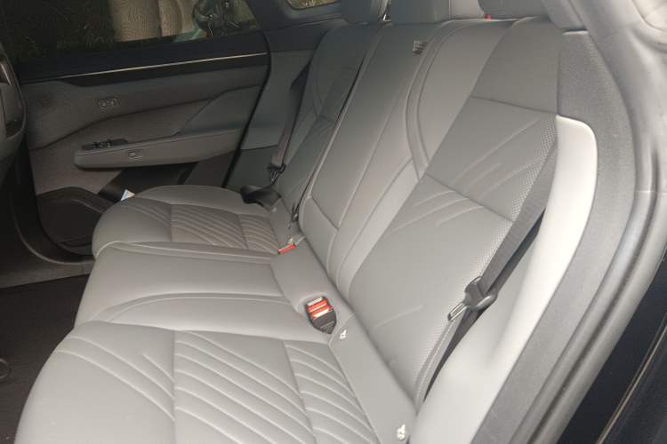 Used Zeekr 001 2025 YOU Edition 100 kWh All-Wheel Drive