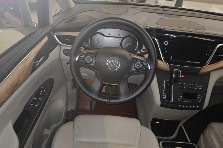 Used Buick GL8 2018 ES 28T Comfort Model China VI Standard