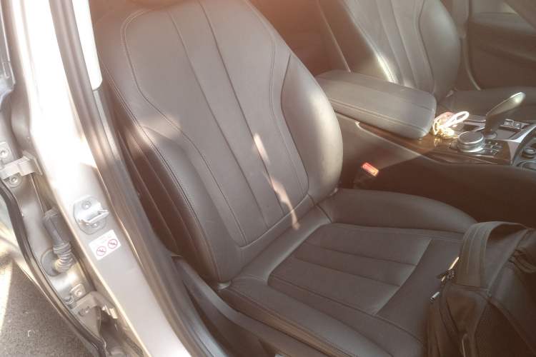 Used BMW 5 Series 2018 528Li Launch Special Edition
