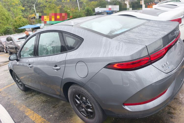 Used BYD Qin PLUS 2025 DM-i Smart Drive 55KM Leading Model
