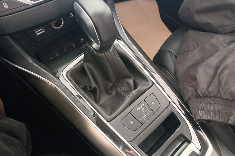 Used Peugeot 408 2016 1.6T Automatic Luxury Edition
