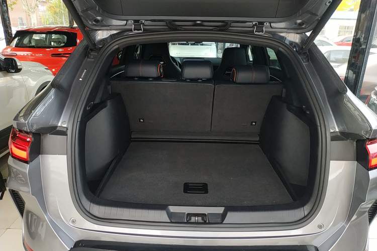 Used BYD Song PLUS New Energy 2024 HONOR Edition DM-i 110km Flagship Model
