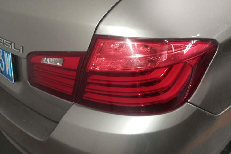 Used BMW 5 Series 2017 525Li Leading Model
