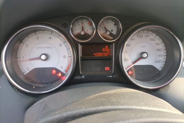 Used Peugeot 308 2014 Enjoy Edition Classic 1.6L Manual YouShang Model