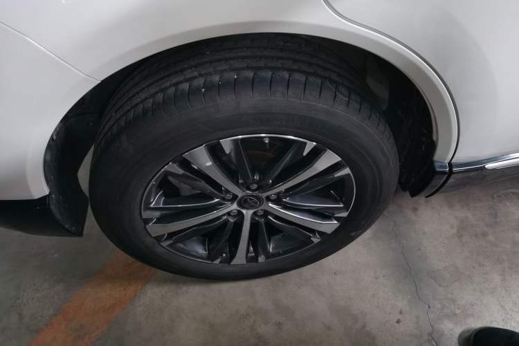 Used Toyota Venza 2023 2.0L CVT Two-Wheel Drive Luxury Edition