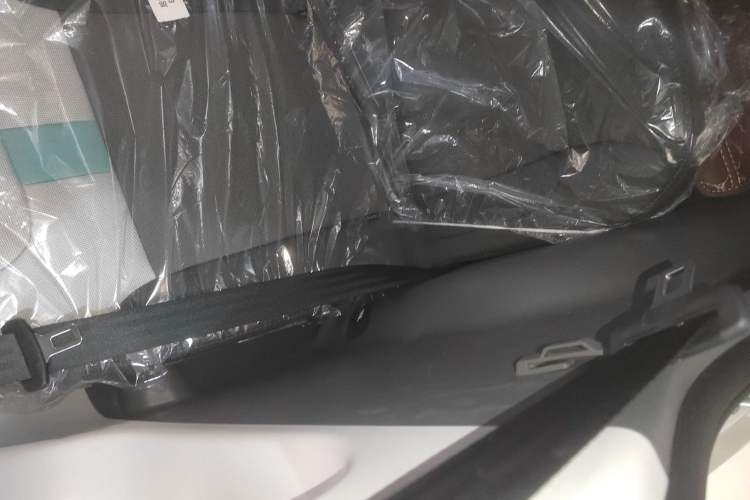 Used  Lumin 2022 301km Honey-Sweet Version