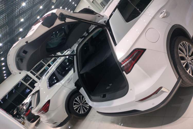 Used BYD Song Pro New Energy 2019 EV High-Power Long-Range Flagship Model
