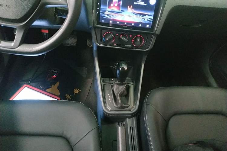 Used Volkswagen Santana 2019 1.5L Automatic Fashion Edition China VI