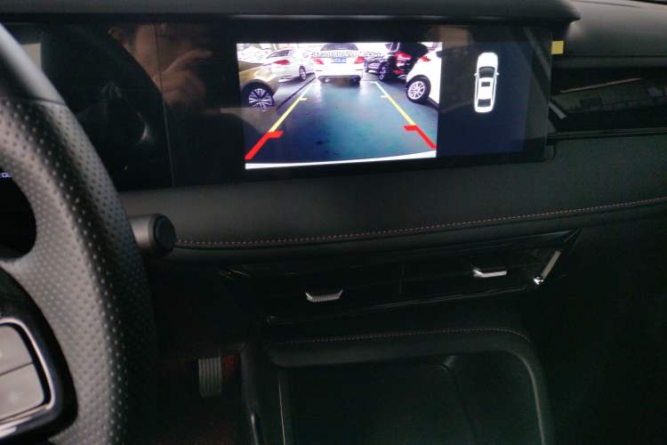 Used Roewe i5 2023 1.5L Manual Comfort Edition