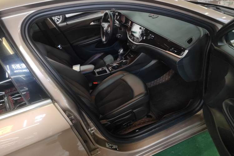 Used Buick Verano 2019 Sedan 20T Dual-Clutch Elite Model
