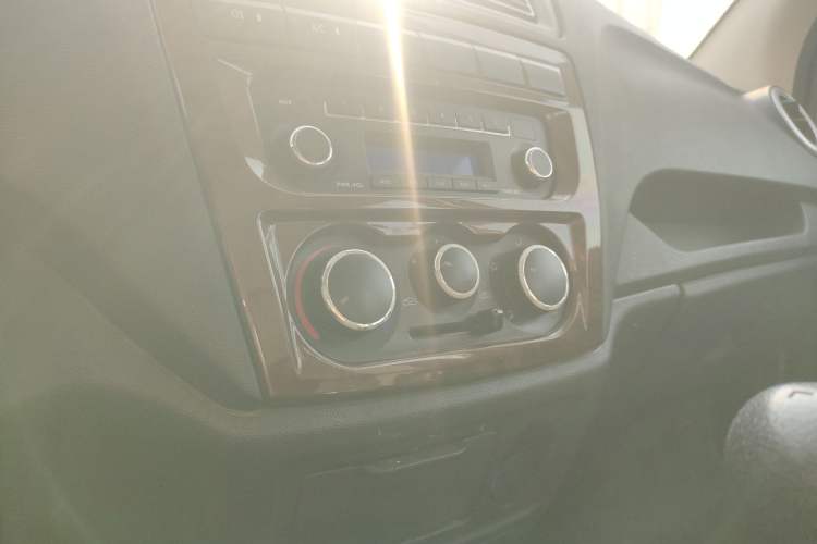 Used Chana Ruixing M60 2019 1.5L Standard Model China V Emission Standards 5/6 Seats 4G15S
