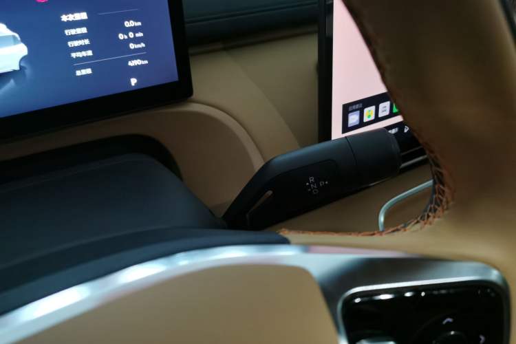 Used  Galaxy Xingjian 7 EM-i 2025 120km Exploration+ Version
