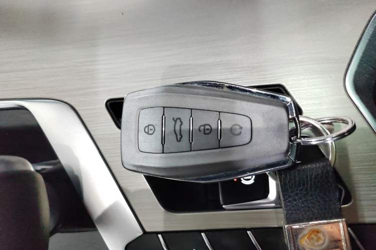 Used Geely Auto Coolray 2019 Sport Model 260T DCT Battle China V Standard
