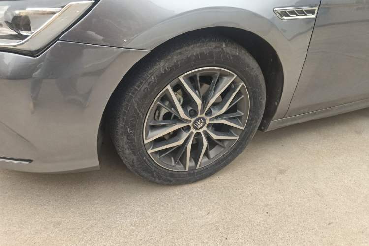 Used BYD Qin PLUS 2021 DM-i 55KM Flagship Model
