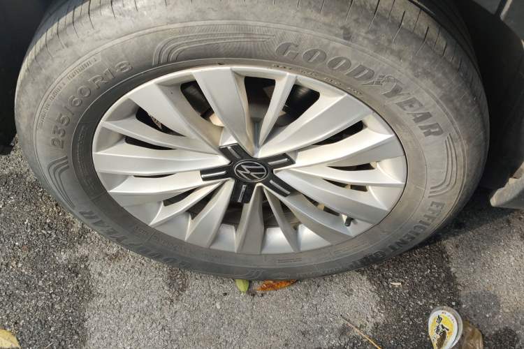 Used Volkswagen Viloran 2020 330TSI Business Edition
