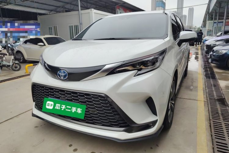 Used Toyota Granvia 2022 2.5L Hybrid Flagship Edition