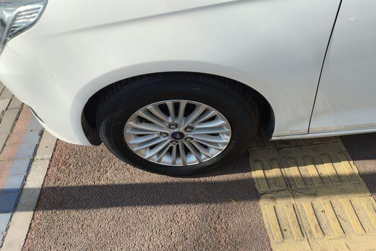 Used Ford Escort 2015 1.5L Manual Comfort Model
