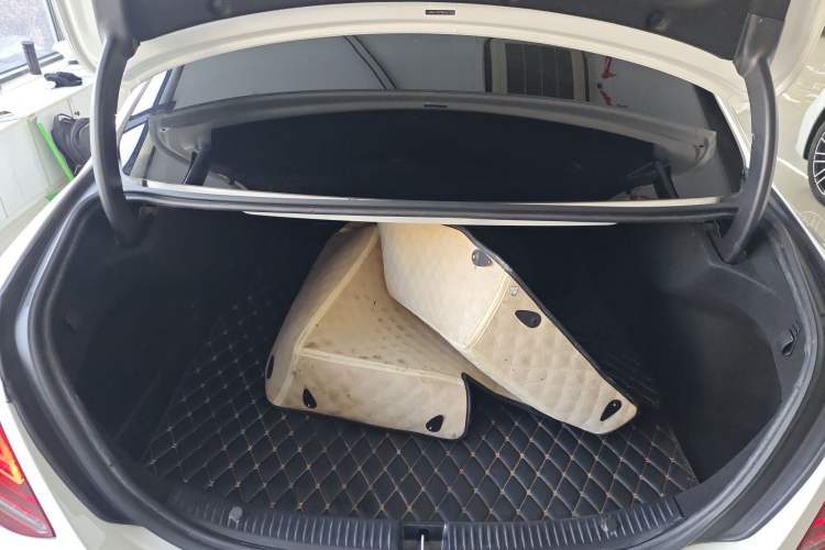 Used Mercedes-Benz C-Class 2021 C 200 L Fashion Edition Sport Version
