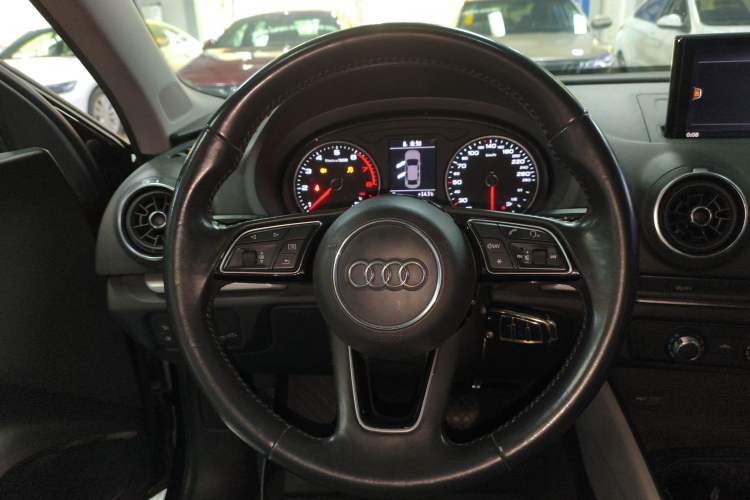 Used Audi A3 2019 Limousine 35 TFSI Ambition China V
