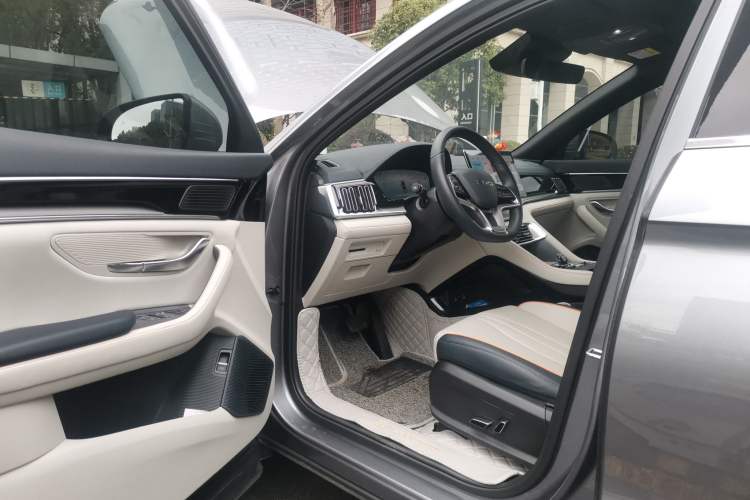 Used BYD Song PLUS New Energy 2024 HONOR Edition DM-i 150km Flagship PLUS
