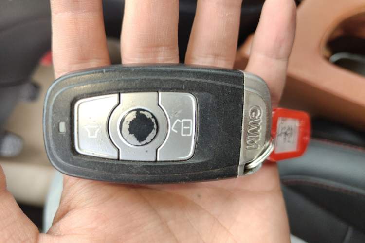 Used Haval H6 2016 Upgraded Model 1.5T Manual Two-Wheel Drive Elite Version
