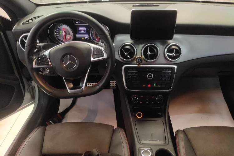 Used Mercedes-Benz CLA 2015 CLA 220 4MATIC