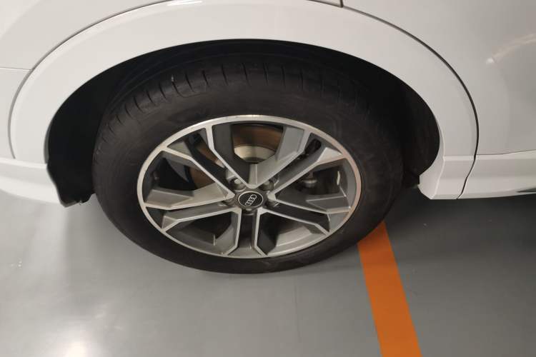 Used Audi Q3 2023 40 TFSI Fashion Dynamic Model