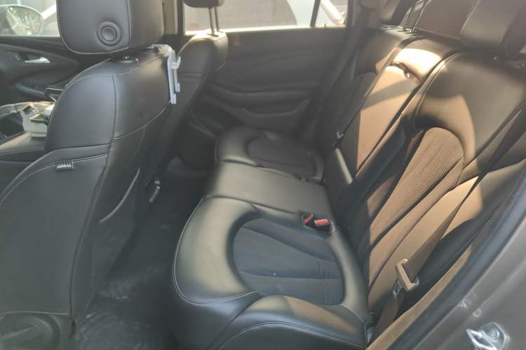 Used Buick Envision 2017 20T Two-Wheel-Drive Tech Edition
