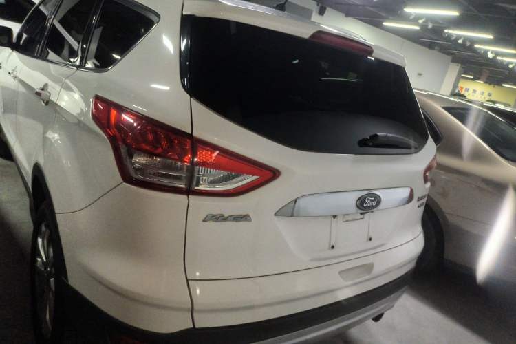 Used Ford Kuga 2013 2.0L GTDi Four-Wheel-Drive Elite Model