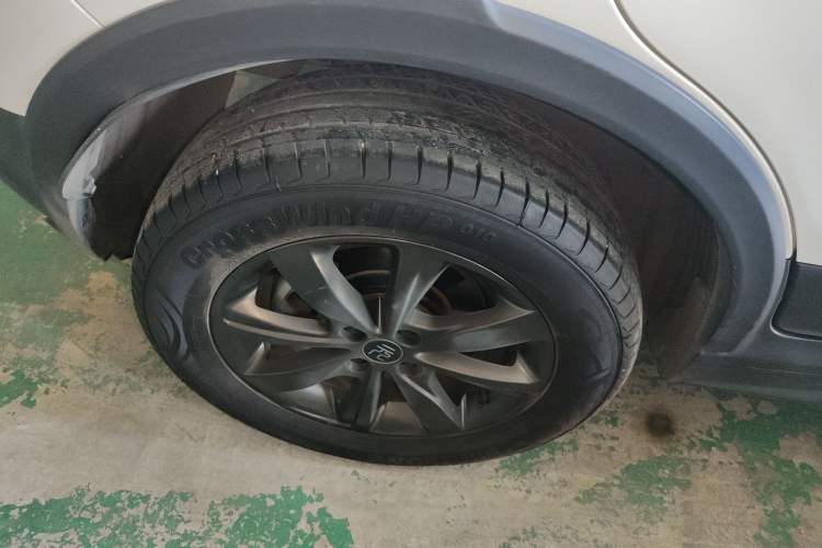 Used BYD Yuan New Energy 2019 EV360 Smart Connect Enjoyment Model