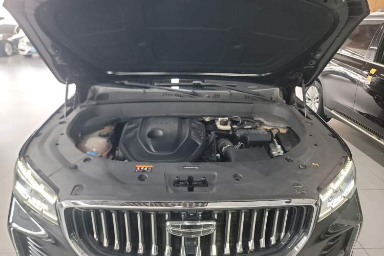 Used Geely Auto Monjaro L 2024 2.0TD High-Power Automatic Two-Wheel Drive Yunqi Version
