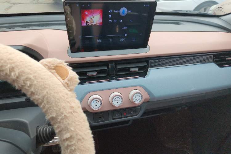 Used Chery QQ Ice Cream 2024 120km Milkshake
