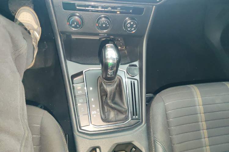 Used Volkswagen Lavida 2022 1.5L Automatic Vision Edition