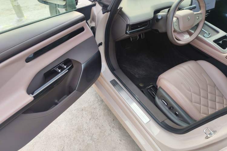 Used  GT 2024 Global Model 710 Ultra-High-Voltage LiDAR Edition
