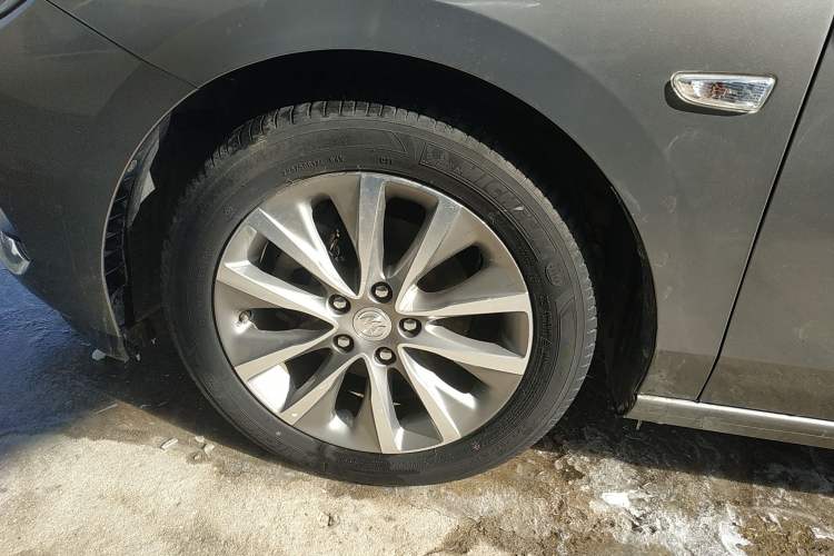 Used Buick GL6 2019 18T 6-Seater Connected Luxury Version China VI Standard