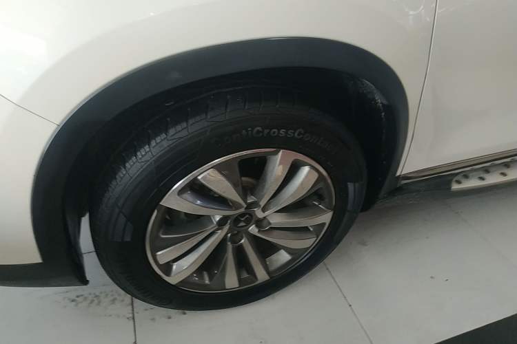 Used  6 2016 1.6T Luxury Edition THP160
