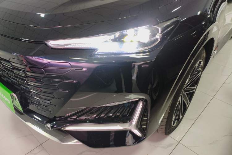 Used Changan UNI-K iDD 2022 Blue Whale iDD 130km 1.5T Prestige Model