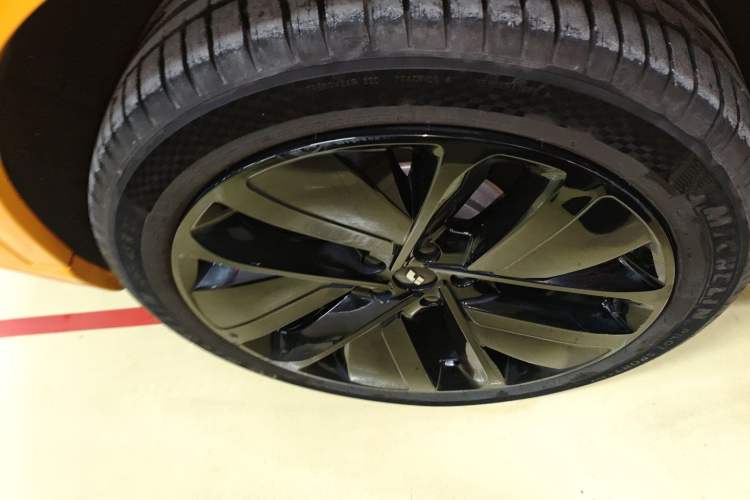 Used Li Auto L9 2022 Max model