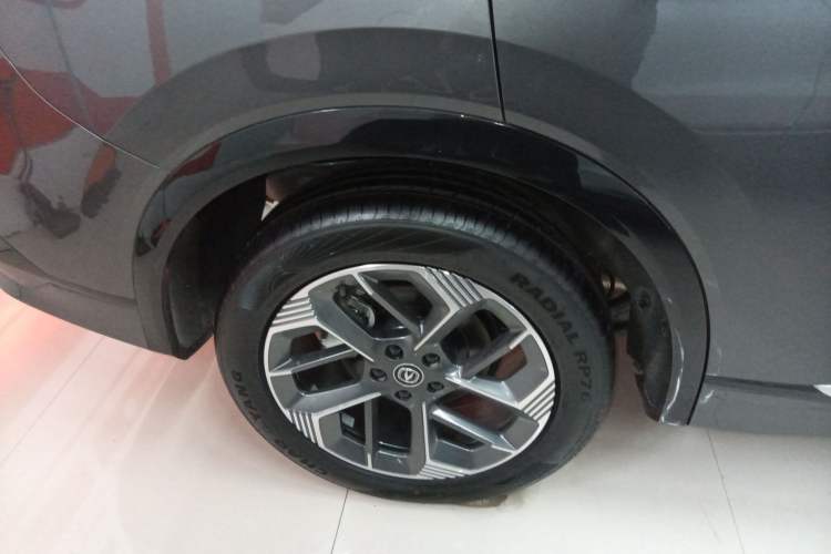 Used Changan CS75 PLUS 2025 4th Generation 1.5T New Blue Whale Smart Luxury Edition
