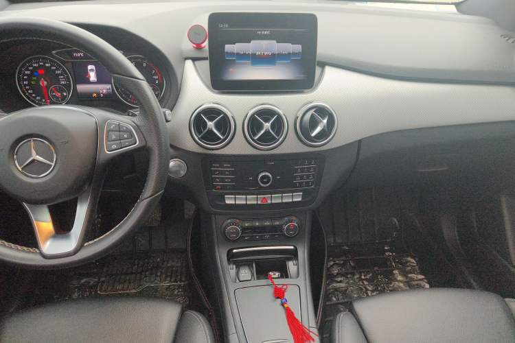 Used Mercedes-Benz B-Class 2018 B 200 Fashion Model
