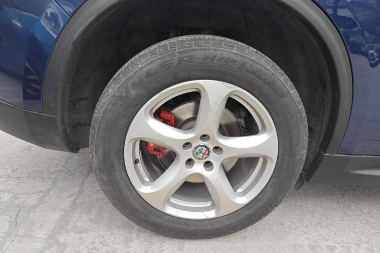 Used Alfa Romeo Stelvio 2017 2.0T 200HP Elite Edition
