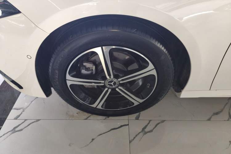 Used Mercedes-Benz A-Class 2025 A 200 L Fashion Model
