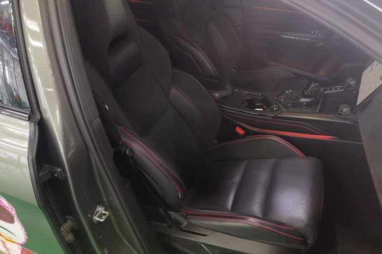 Used Lynk & Co 05 2020 2.0TD Four-Wheel Drive HypeHalo
