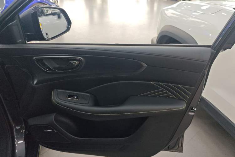 Used Roewe RX5 2021 PLUS 330TGI Automatic National Trend Intelligent Deluxe Edition
