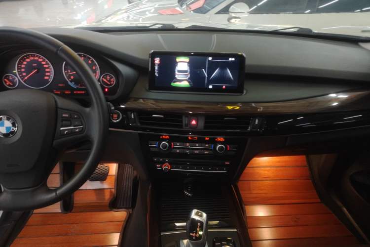 Used BMW X5 2018 xDrive35i Standard Model Small Screen Fabric Middle East
