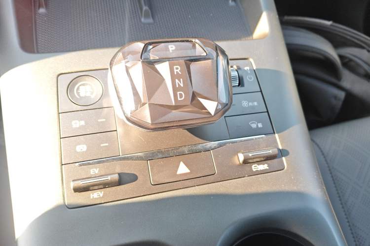 Used BYD Qin PLUS 2025 DM-i Smart Drive 55KM Leading Model
