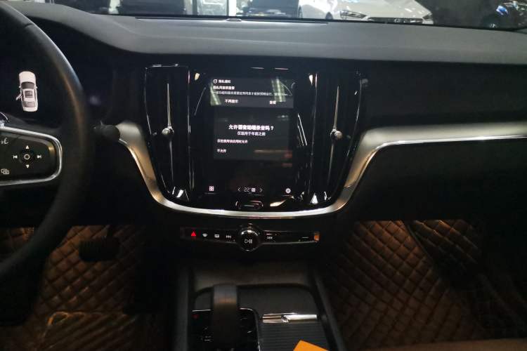 Used Volvo S60 2024 B4 Zhiyi Luxury Edition
