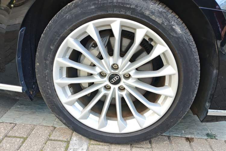 Used Audi A8 2022 A8L 50 TFSI quattro Comfort Edition Collector's Model
